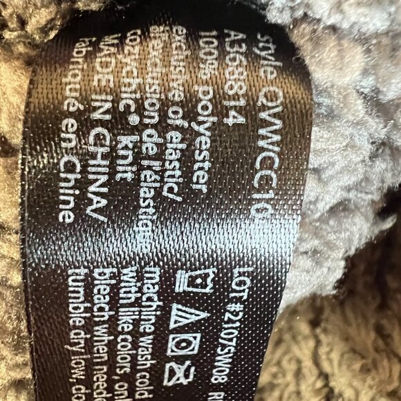 Barefoot Dreams CozyChic Pom Pom Beanie Scarf Set Charcoal One Size NWT - Picture 7 of 10